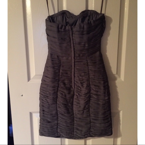 H&M grey strapless ruched dress, structured - Picture 2 of 2